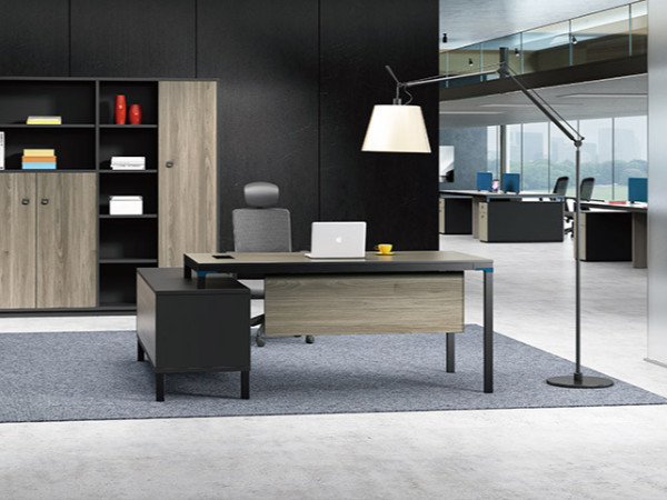 常州屏風辦公桌廠家告訴你屏風辦公桌如何選擇